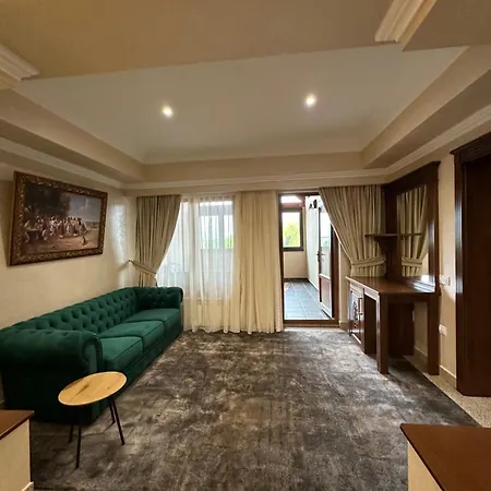 Pensiunea Eden Konukevi 4*